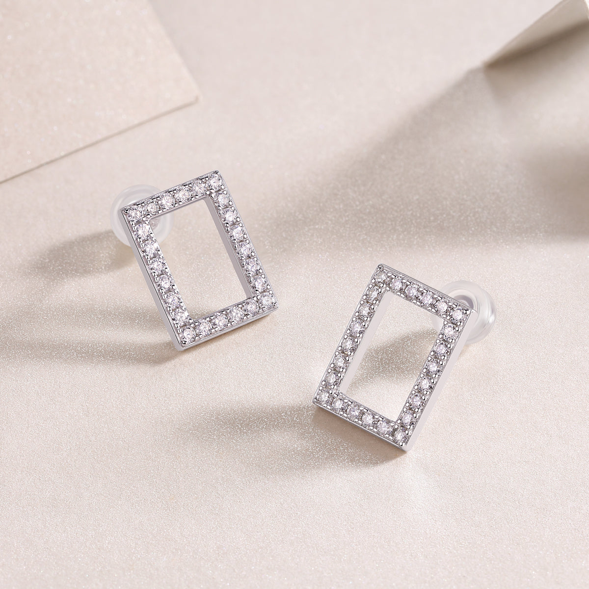 ELNA In Full Swing Earrings