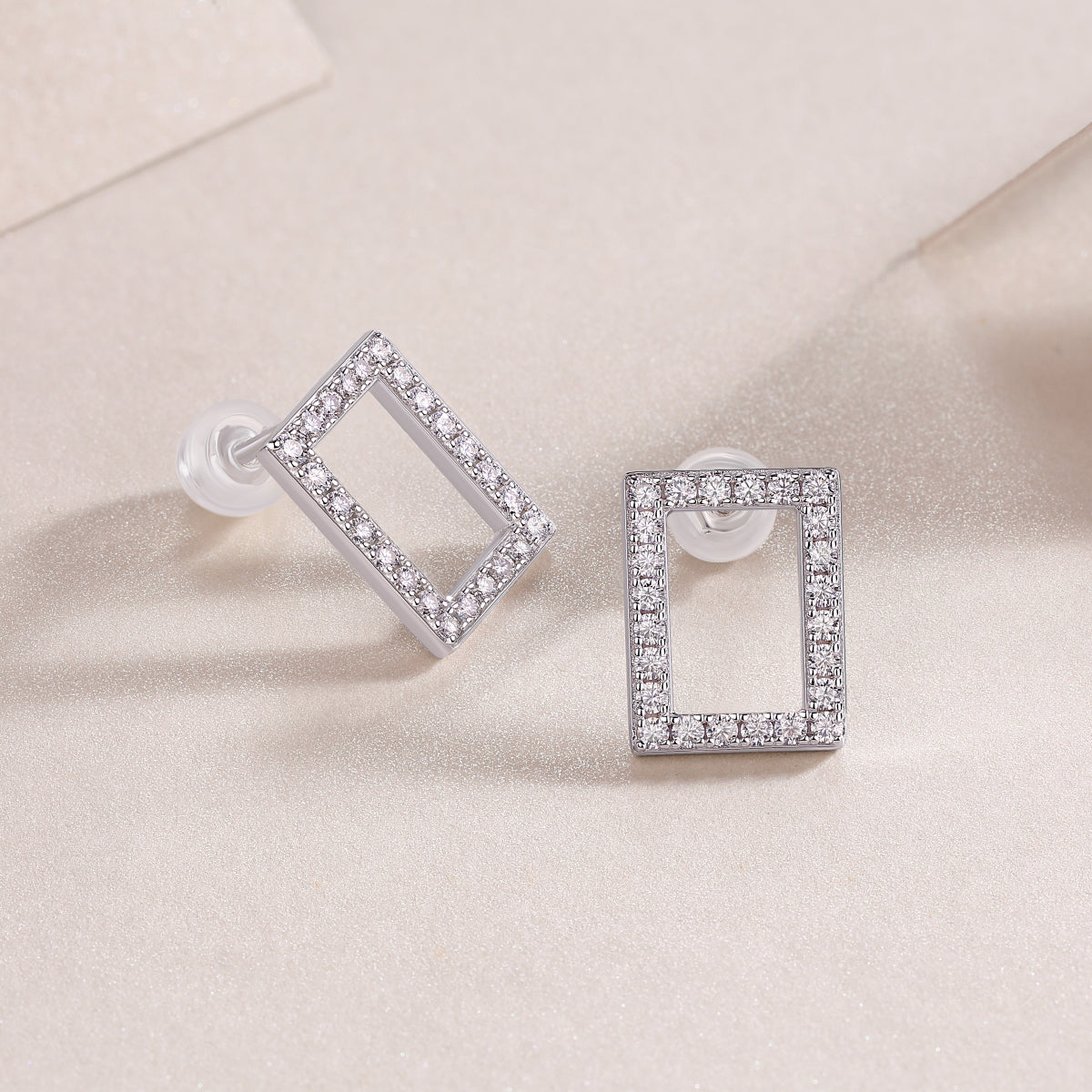 ELNA In Full Swing Earrings